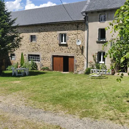 Ponssien Refuge Holiday home Saint-Poncy